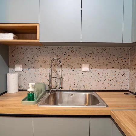 Feel Greek Hospitality #Θ022 *